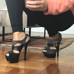 FENDI shoes, excellent condition